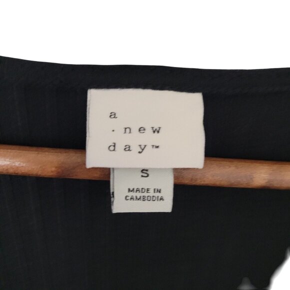 A New Day Ribbed V-Neck Twist Front Midi Dress Womens Size Small Black Side Slit - Picture 3 of 6